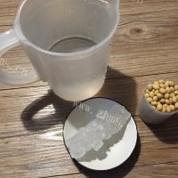 美味的原味豆浆做法图解1)