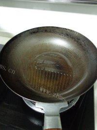 家常菜青椒炒绿豆芽做法图解4)
