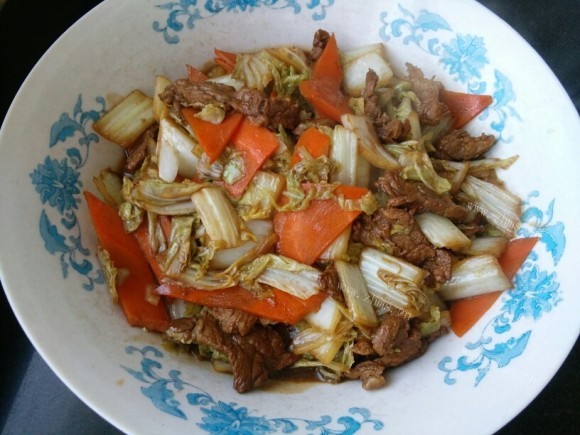 喷香的白菜炒肉