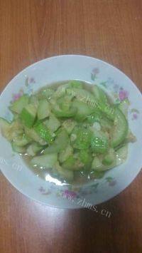 家常菜虾皮炒西葫芦