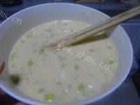 简单的摊鸡蛋饼做法图解4)
