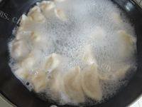 美味圆白菜饺子做法图解8)