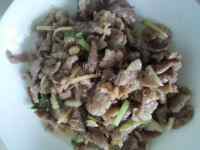 营养丰富的四季豆炒肉片做法图解5)