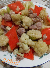 家常菜肉炒菜花