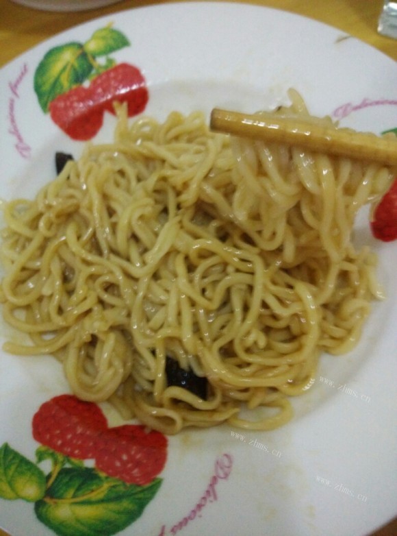 唇齿留香的葱油面