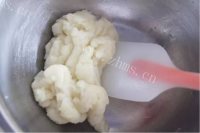 自制烫面戚风蛋糕做法图解3)