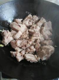 家常菜糖醋排骨做法图解3)
