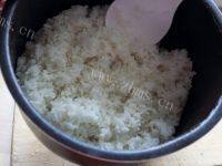 自制米饭锅巴的做法图解一