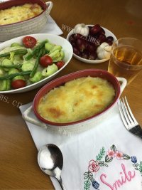 西式焗烤牛肉土豆泥做法图解8)