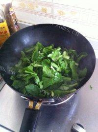 简单的菠菜粉丝做法图解6)