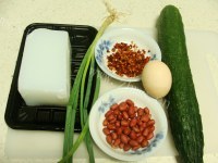 家常黄瓜蛋汤拌凉粉做法图解1)