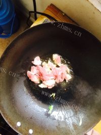 家常菜莲藕炒肉做法图解7)