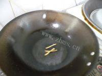 土豆丝炒牛肉做法图解6)