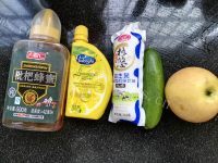 好吃的益生菌黄瓜苹果汁做法图解1)