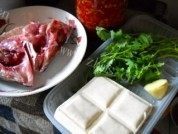 美味的剁椒鱼头豆腐做法图解1)