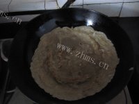 常吃不腻的鸡蛋饼做法图解4)