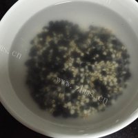 最爱的黑米粥做法图解2)