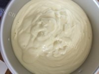 自制八寸戚风蛋糕做法图解14)