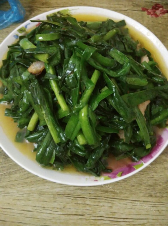 清爽可口的素炒韭菜
