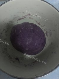 可口的紫薯馒头做法图解3)