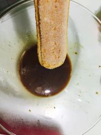 提拉米苏做法图解9)