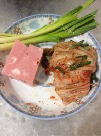 美味的泡菜炒饭做法图解1)