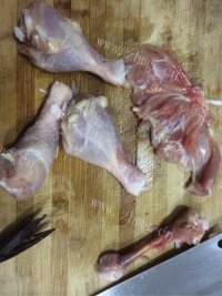 美味的炸鸡排做法图解1)