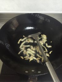 家常菜芦蒿炒肉丝做法图解3)