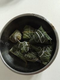 好吃的八宝蜜枣粽做法图解21)
