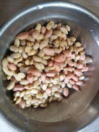 美味早餐花生豆浆做法图解1)