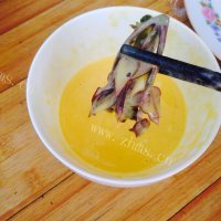 美味的炸香椿鱼做法图解6)