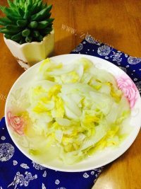 家常菜清炒大白菜