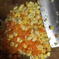 美味的玉米饺子做法图解2)