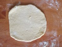 色香味浓的毛毛虫面包做法图解4)