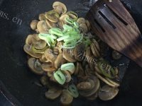 家常菜红烧口蘑