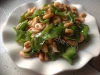 美味的青椒炒河虾