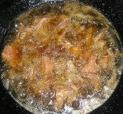 美味的香辣鸭块做法图解3)