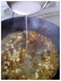常吃不腻的酸辣汤做法图解8)