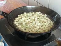 口感极佳的番茄炒菜花做法图解5)