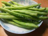 简易的榄菜肉末四季豆做法图解1)