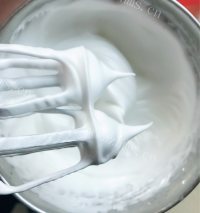 快手巧克力棒棒糖蛋糕做法图解7)