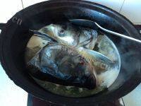 妈妈做的鱼头炖豆腐做法图解3)