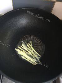 美味蛤蜊丝瓜做法图解3)