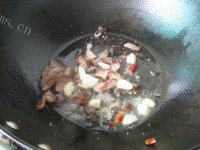 家常菜大葱炒腊肉做法图解5)