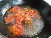 番茄紫菜蛋汤做法图解7)