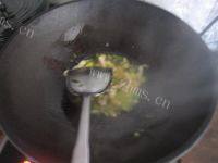 家常菜芹菜土豆条做法图解2)
