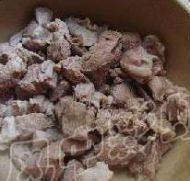 易做的红焖羊肉做法图解3)