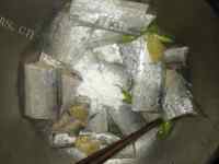 美味的煎刀鱼做法图解2)