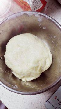 美味的老婆饼做法图解9)