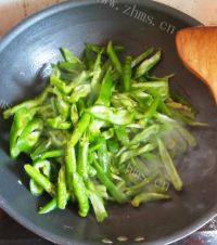 「美味可口」辣椒炒鸡蛋做法图解6)